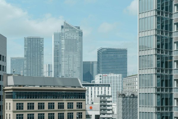 Les Envahisseurs Interstellaires : Impact des Espèces exotiques Invasives dans la Science-Fiction